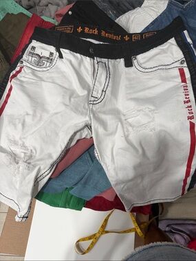 Rock Revival White Distressed Men’s Jean Shorts with Red Stripe